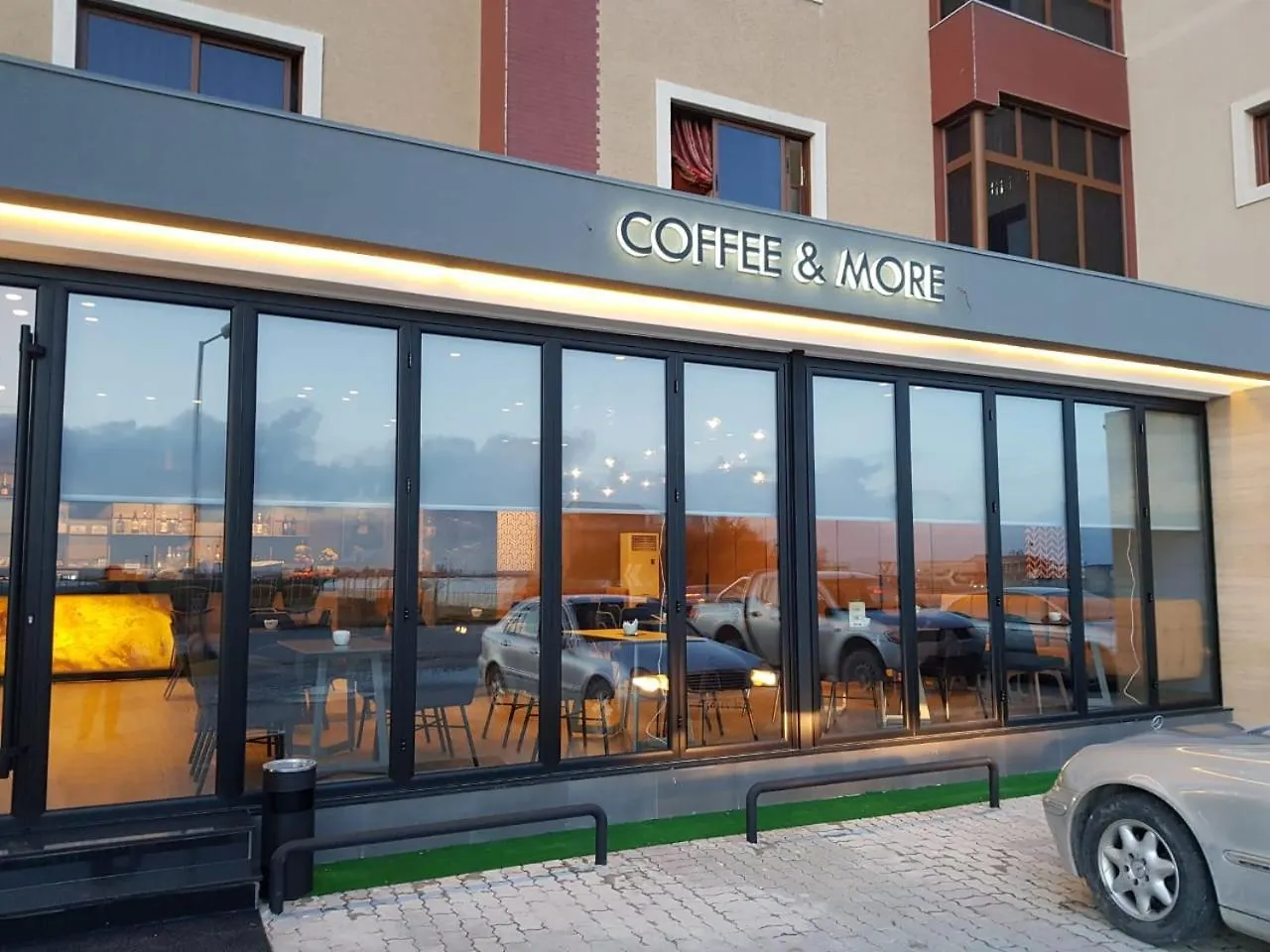 Hotel Kresko Lushnjë Albânia